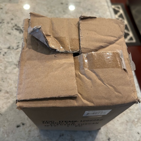 Yankee Candle Electric Tuscan Tart Burner - Picture 5 of 5